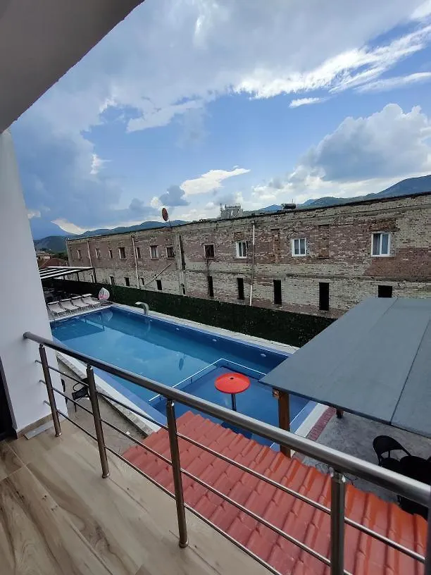 Hotel Unique à Gramsh